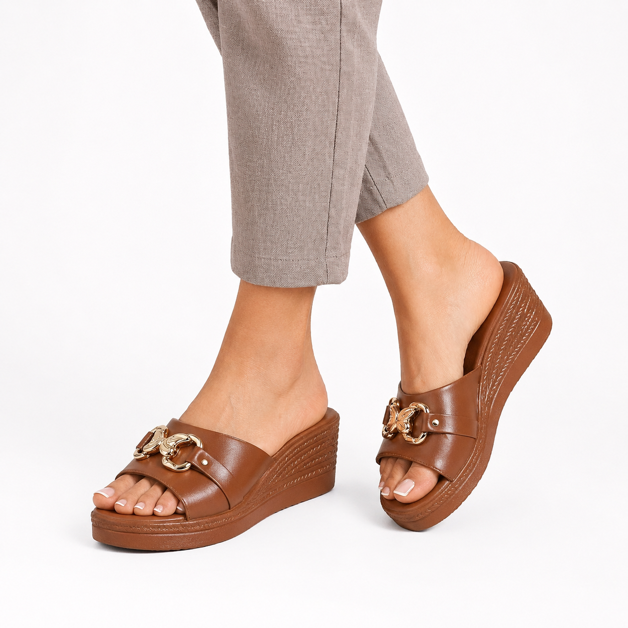 Brown / 10