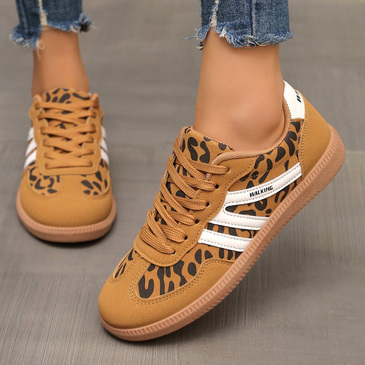 Leopard print / 12